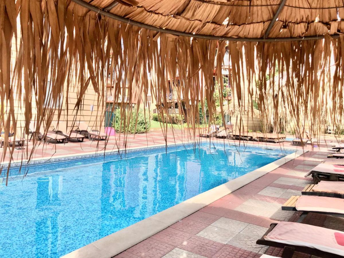 Sunny View Central - Menada Apartments Слънчев бряг Екстериор снимка