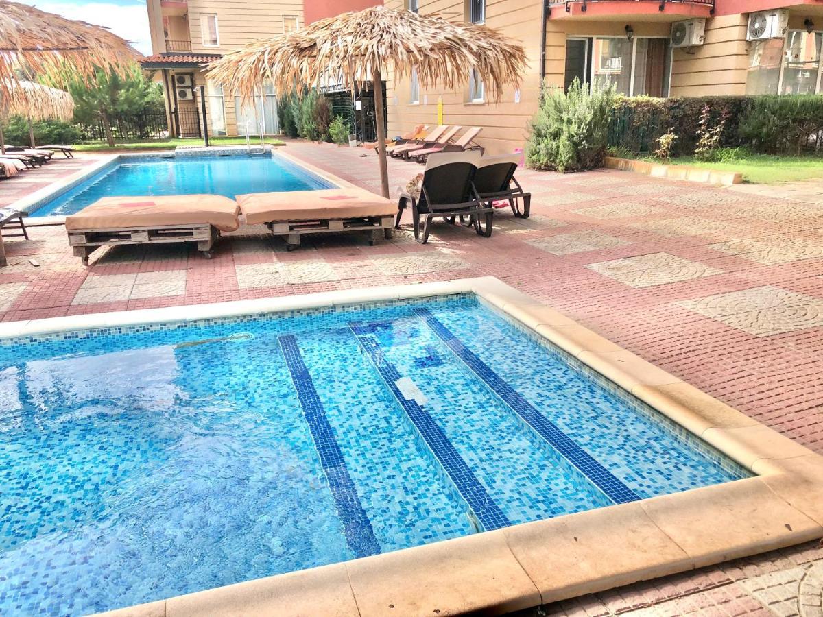 Sunny View Central - Menada Apartments Слънчев бряг Екстериор снимка