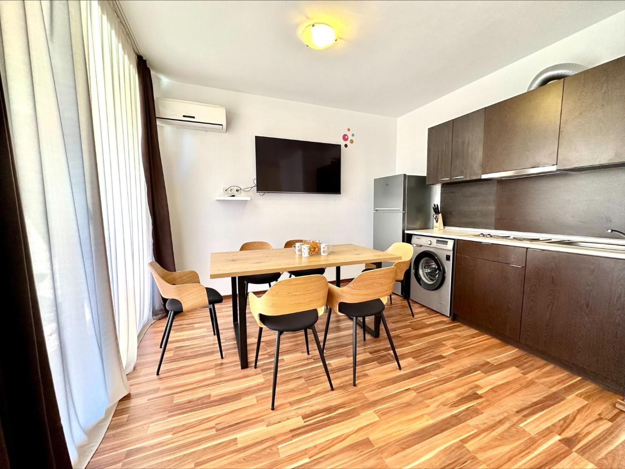 Sunny View Central - Menada Apartments Слънчев бряг Стая снимка